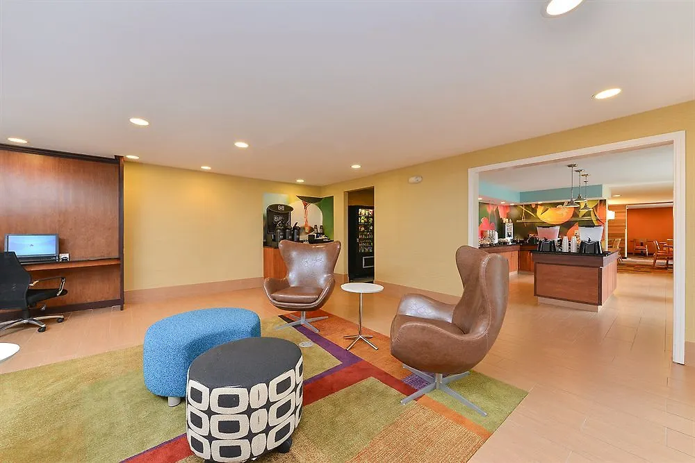 Hotel Baymont By Wyndham Savannah Midtown